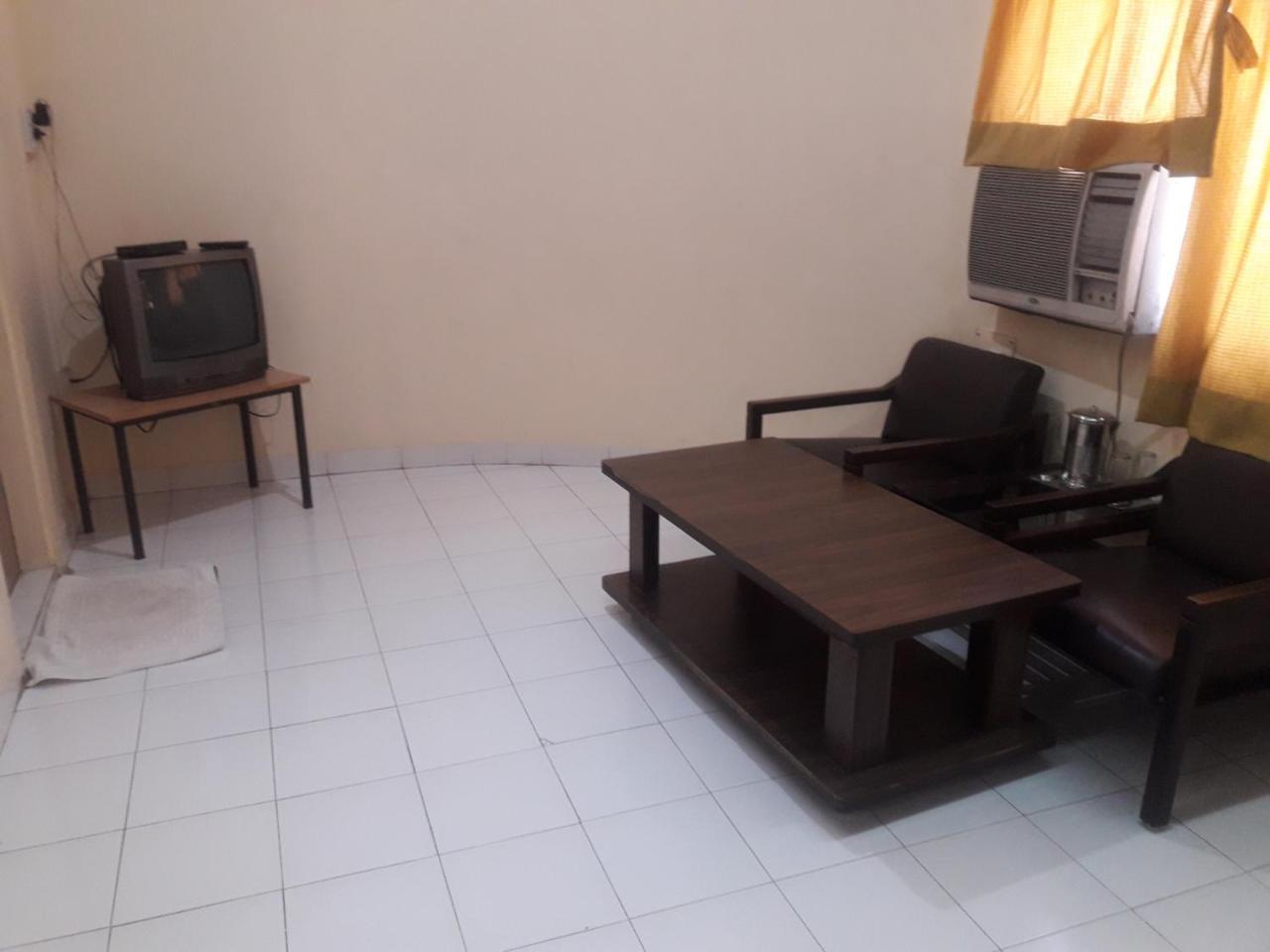 Maurya Residency Hotel Pune Exterior photo