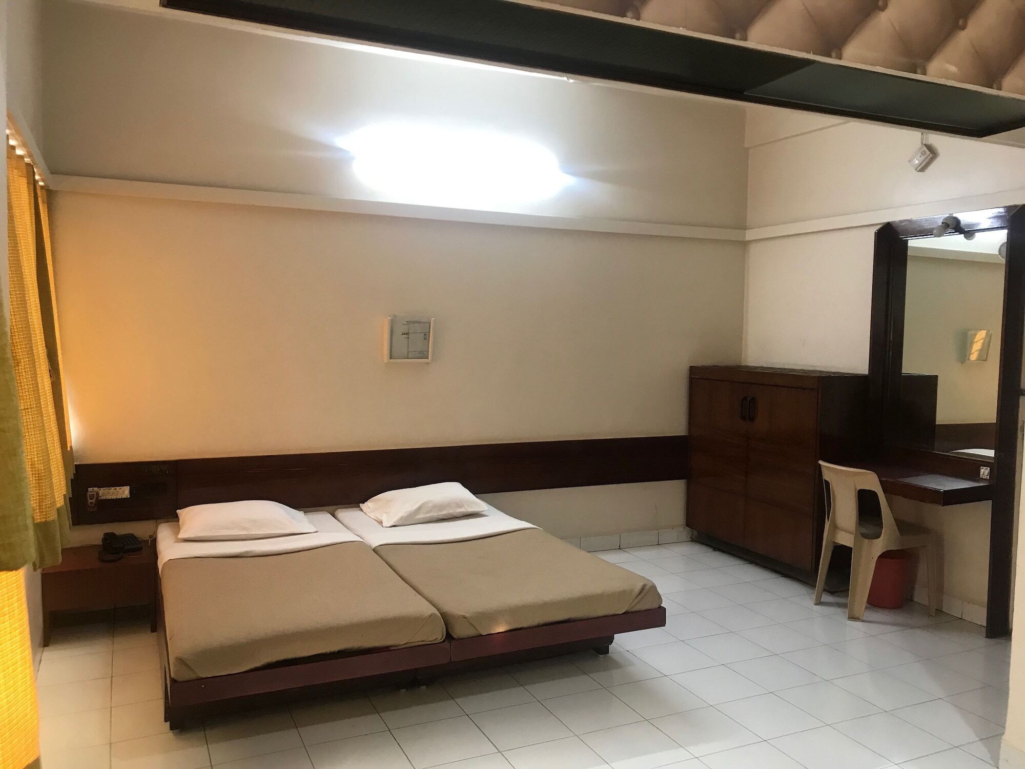 Maurya Residency Hotel Pune Exterior photo